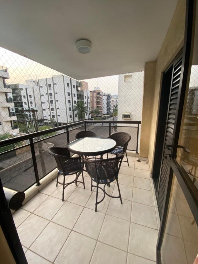 Apartamento no Guarujá a 400 mts da praia Exterior foto